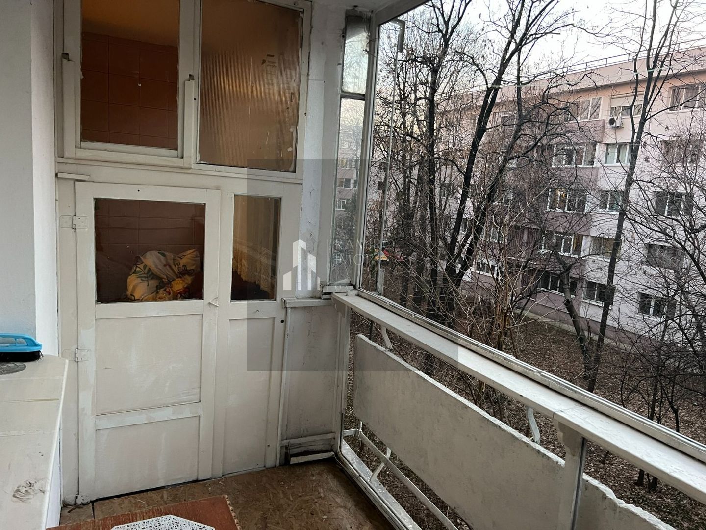 Apartament 2 camere Drumul Taberei - Poză 8