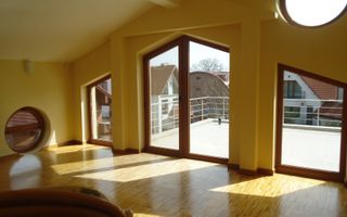 VILA CU 5 CAMERE LA INCHIRIERE LANGA BRITISH SCHOOL - Poză 10