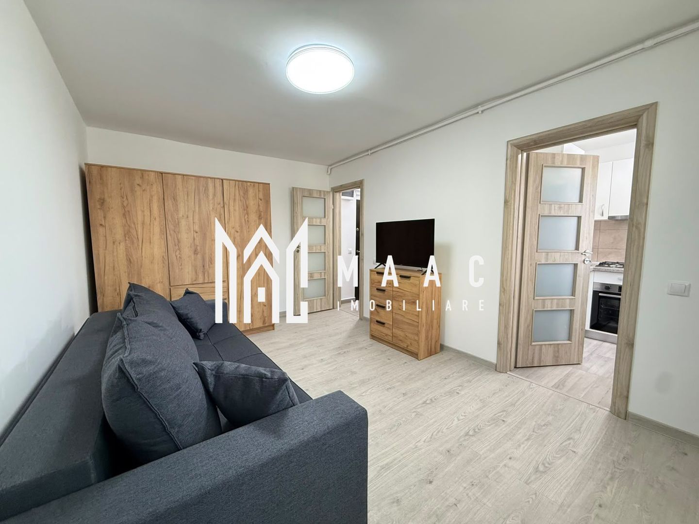 Garsoniera | Etaj 3 | Balcon | Renovata | Vasile Aaron - Poză 1
