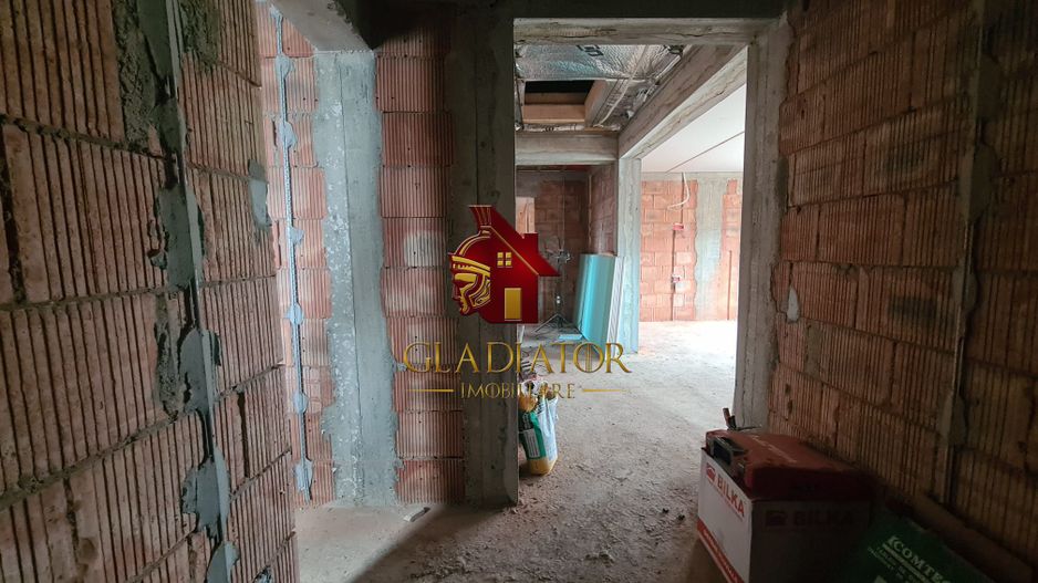 Casa independenta energetic Barnova Cercu, 4 camere, 475 mp teren - Poză 14