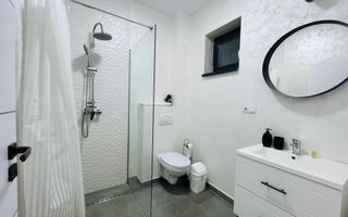 Pensiune de închiriat-Zona de Vest - Poză 4