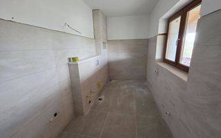 Casa semifinisata, 5 camere, 571 mp teren, Micesti - Poză 9