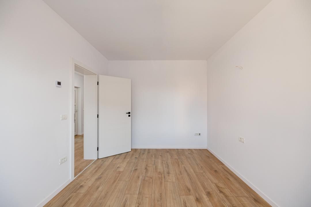 Duplex P+E în Moșnița Nouă, 3 dormitoare, 3 bai, teren 403 mp. Comision 0% - Poză 15