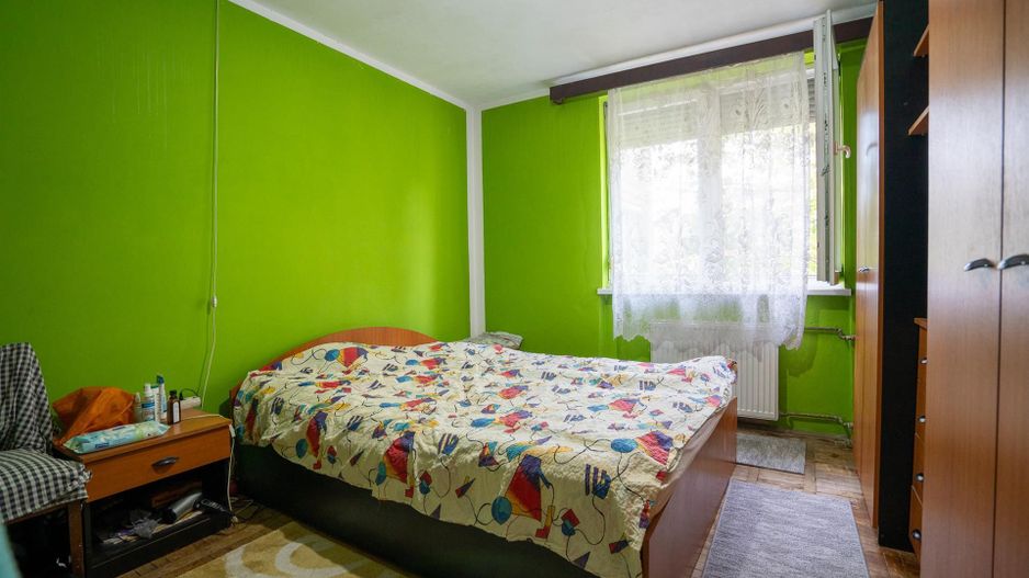 APARTAMENT CU 3 CAMERE  STR.TRANSILVANIEI ZONA ROGERIUS - Poză 3