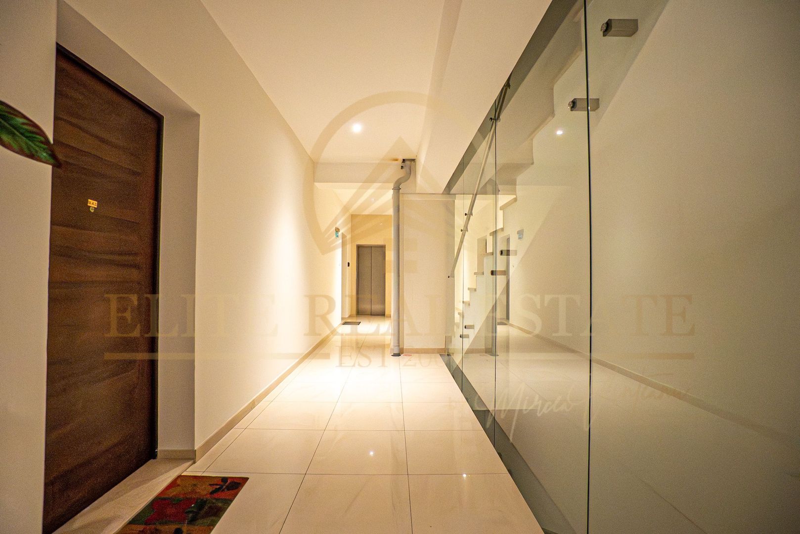 Apartament 2 camere, vedere frontală lac, in Statiunea  Mamaia, - Poză 26