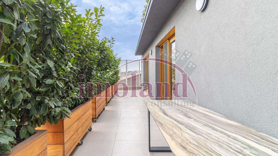 Penthouse - 4 camere + loc de parcare - vanzare - central-Dacia-Eminescu - Poză 1