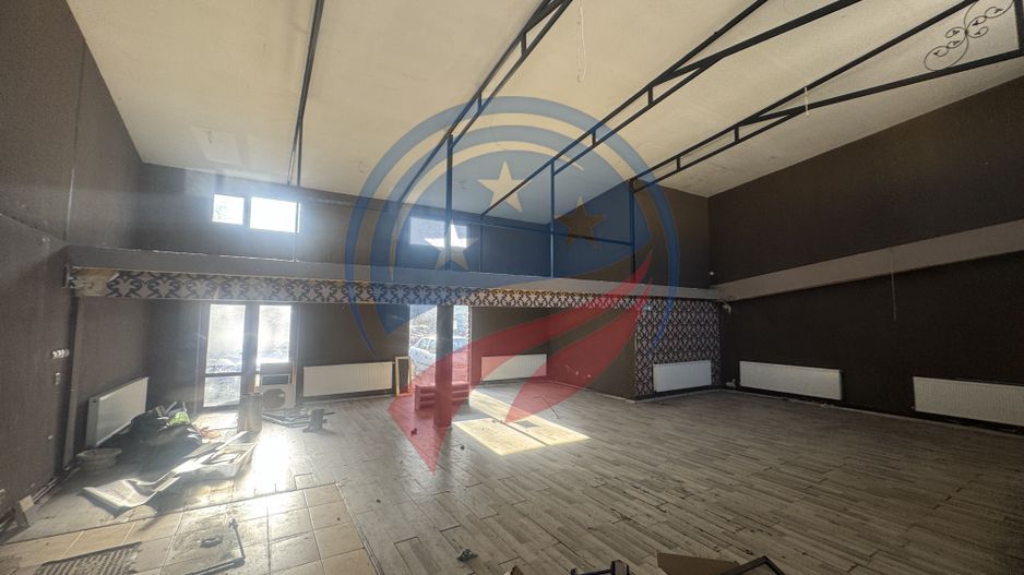 Spațiu generos, 600 mp, cu multiple utilizări - Poză 3