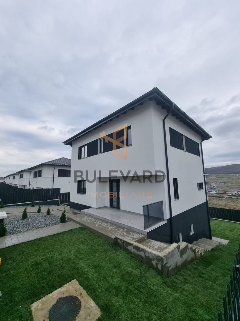 Case individuale cu teren de 440 mp+apartament la demisol! - Poză 3