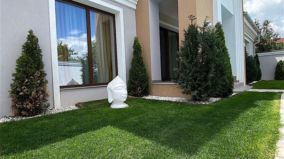 Vila deosebita cu piscina zona Dumbravita - Poză 27