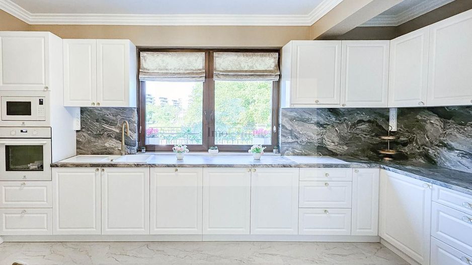 Inchirere casa Smart cu piscină, 5 camere, 5 băi și garaj – Borhanci - Poză 9