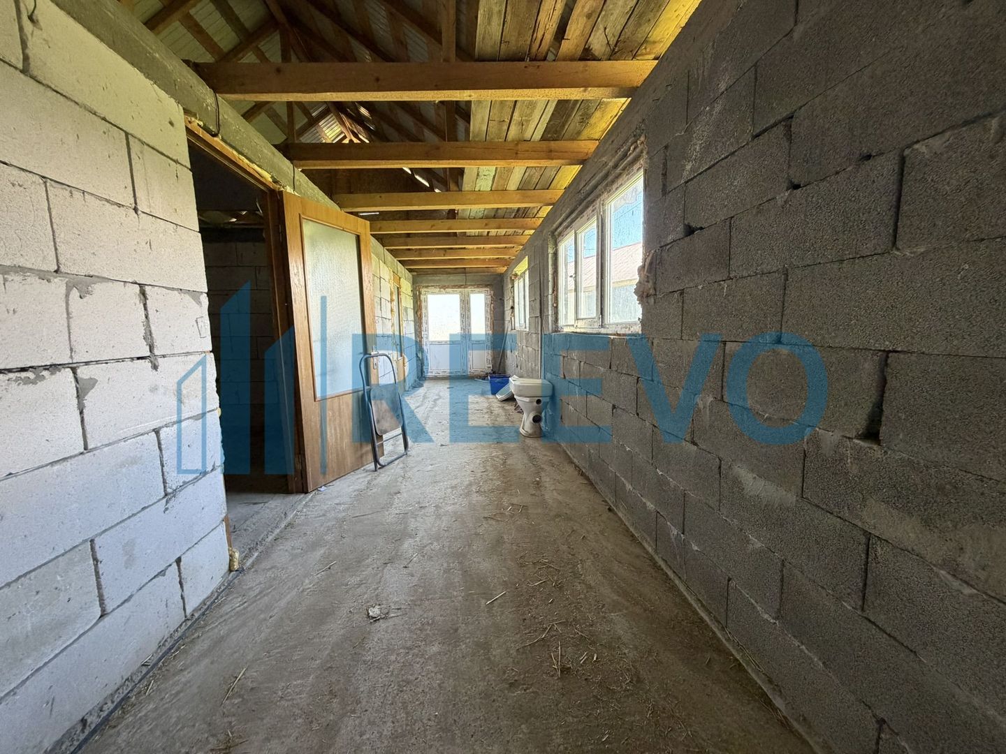 Casă Sat. Drăgești, Comuna Dămienști - Poză 9