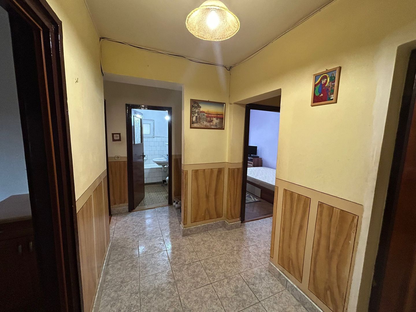 Apartament 3 camere, etaj 3 - zona Cetate - Poză 9