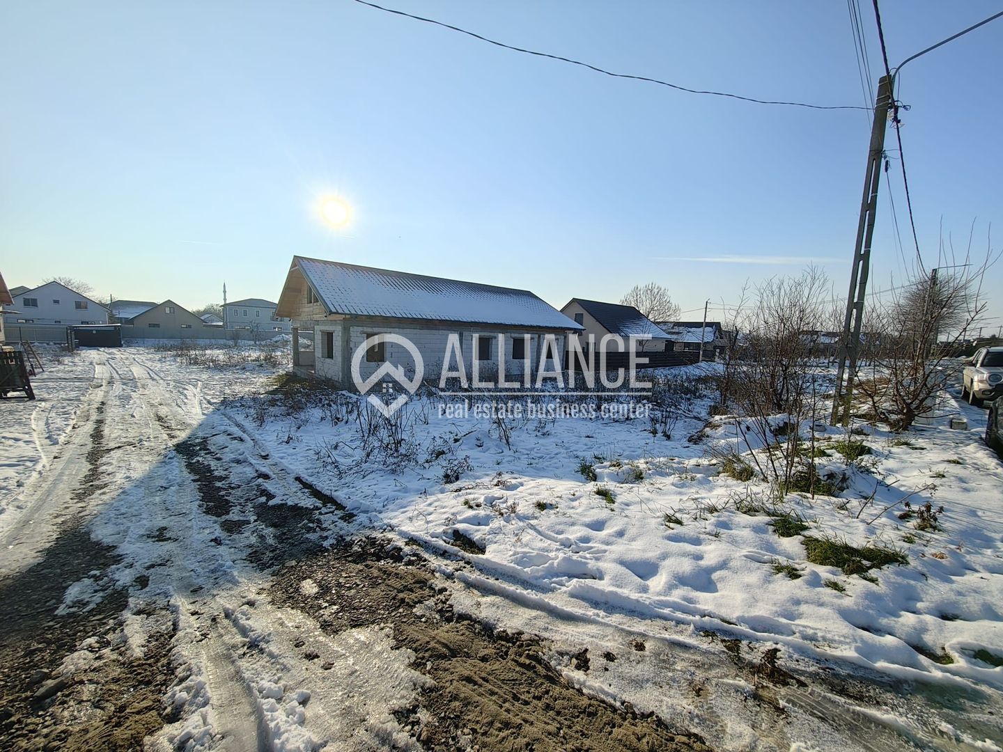 VALU LUI TRAIAN ( cod02) Teren intravilan 304 mp - Poză 4