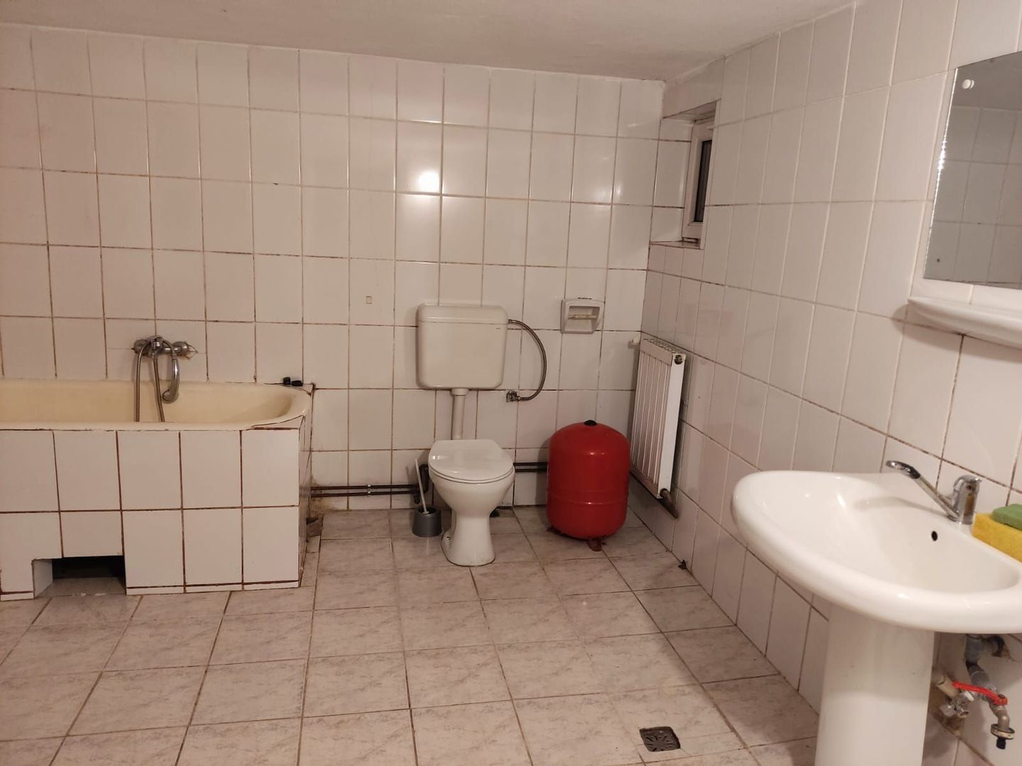 Demisol tehnic 130 mp - Birouri - Atelier - Parcari - Andrei Muresanu - Poză 6