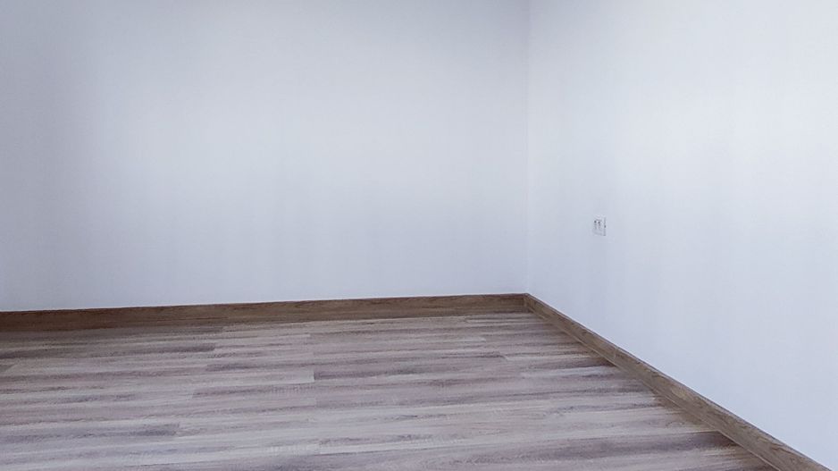 DUPLEX CERNETEAZ  140 MP UTILI + TEREN 570 MP - Poză 13