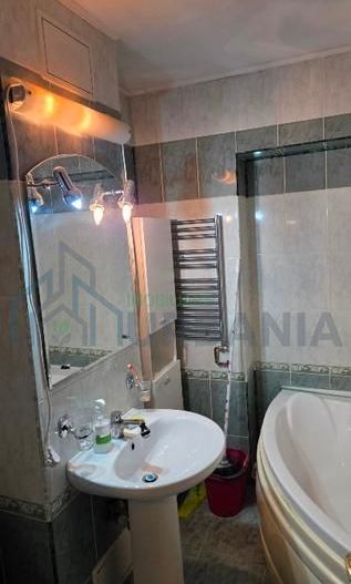 Apartament 3 camere. - Poză 3
