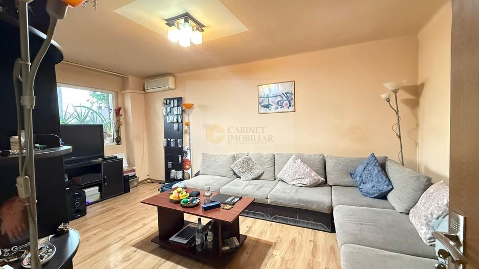 Centrala Proprie | 3 camere | Decomandat | N. Titulescu - Poză 1