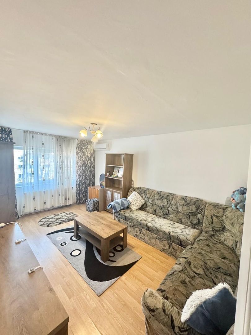 Apartament 3 camere de vânzare – Șos. București - Poză 2