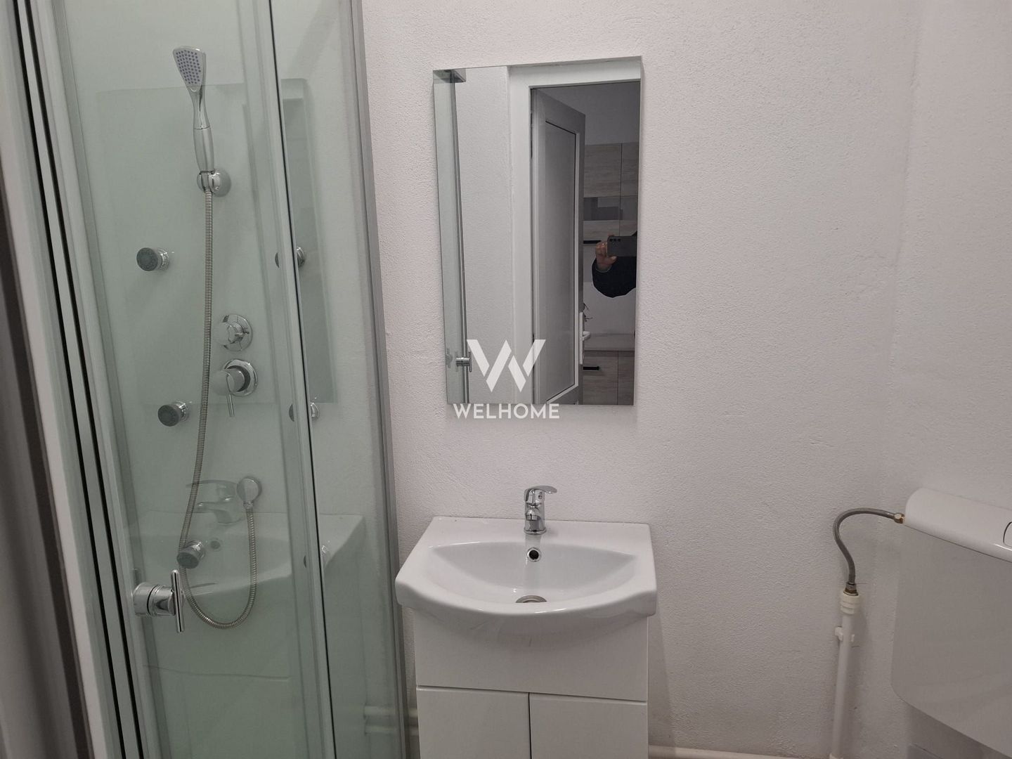 Garsoniere de vânzare – bloc cu mai multe unități | Predare la cheie - Poză 8