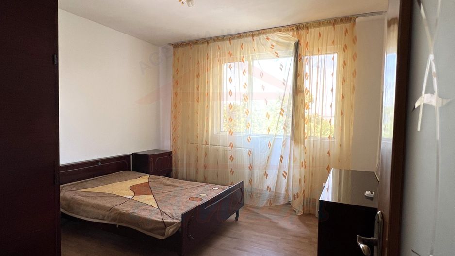 Apartament luminos cu 3 camere decomandate, 67 mp, Micro 13 – 62.900 € - Poză 5