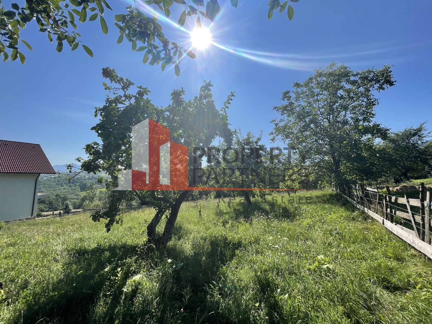 Casa Batraneasca Reconditionata Tohanita Bran 2300 mp Teren - Poză 7