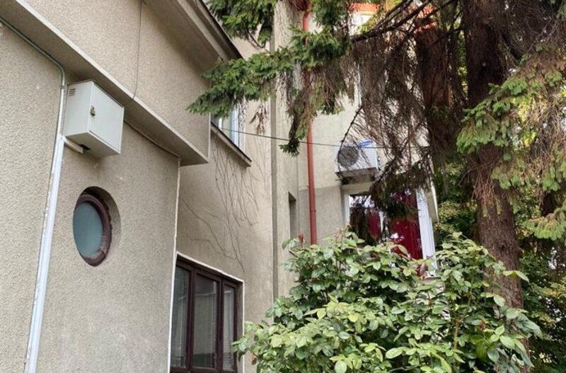 Cotroceni apartament 5 camere in vila - Poză 3