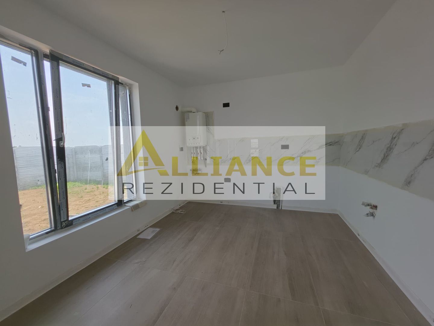 Casa 4 Camere | Gata de mutare - Poză 8