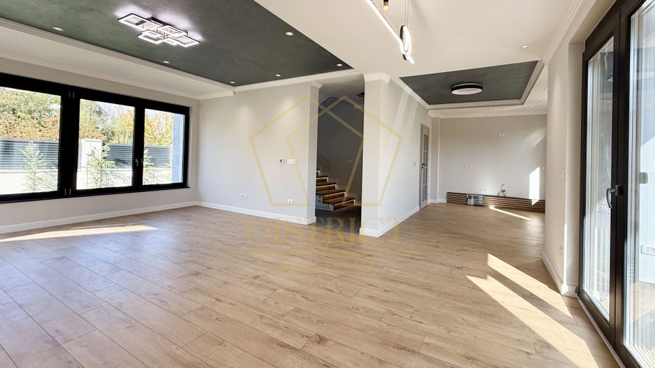 Com 0 | Casa individuala superba cu 5 camere si 3 bai | Dumbravita - Poză 2