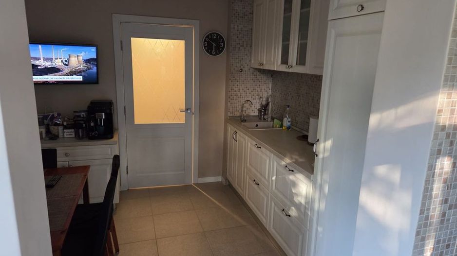 Închiriere Apartament 3 camere Decomandat Rahova, Parcare Inclusă, Centrală - Poză 5