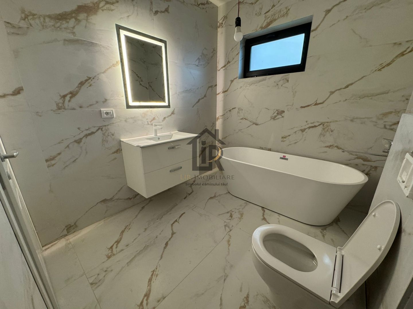 Casa individuala plan parter 4 camere zero comision -Miroslava - Poză 4