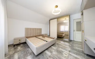 Sacele-Casa 6 dormitoare + 4 bai teren 979 mp. - Poză 22