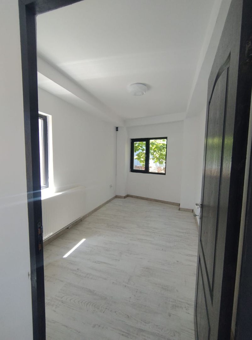 🏡 Casă de închiriat – 210 mp + curte 100 mp – Zona Buzești, Victoriei - Poză 13