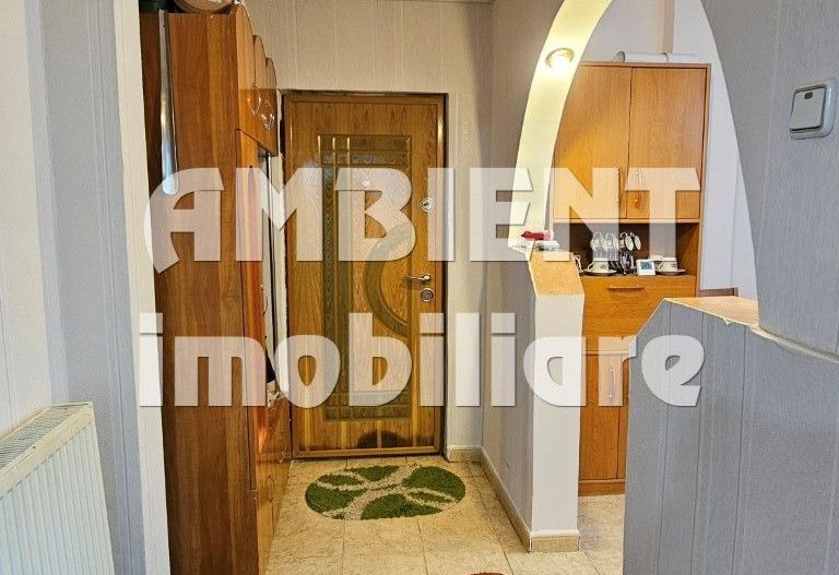 Apartament 4 camere, spatiu comercial, zona CARTIER; - Poză 7