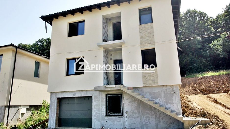 Casa D-P-E 240 mp, teren 800 mp,comosion ZERO! - Poză 1