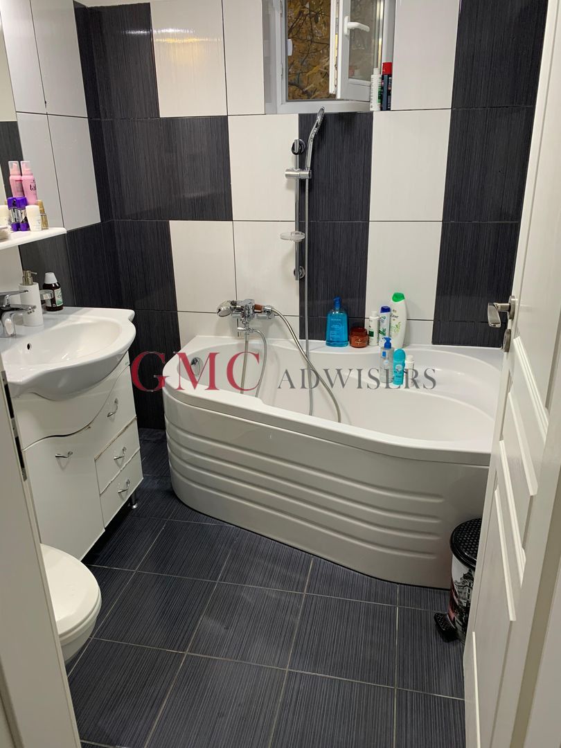 Apartament 4 Camere Renovat Complet Berceni - Poză 34