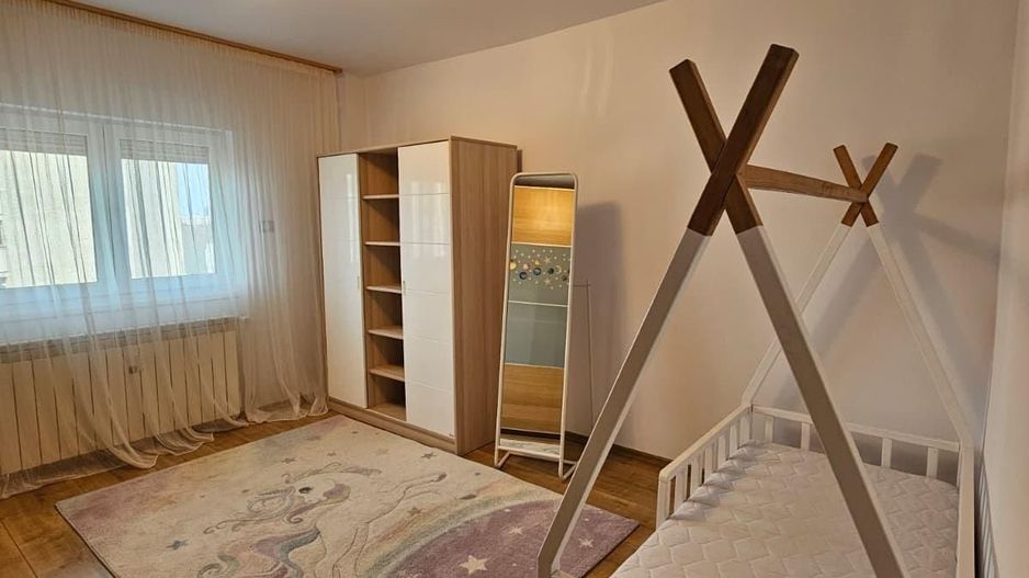 proximitate metrou , renovat + mobilat - Poză 12