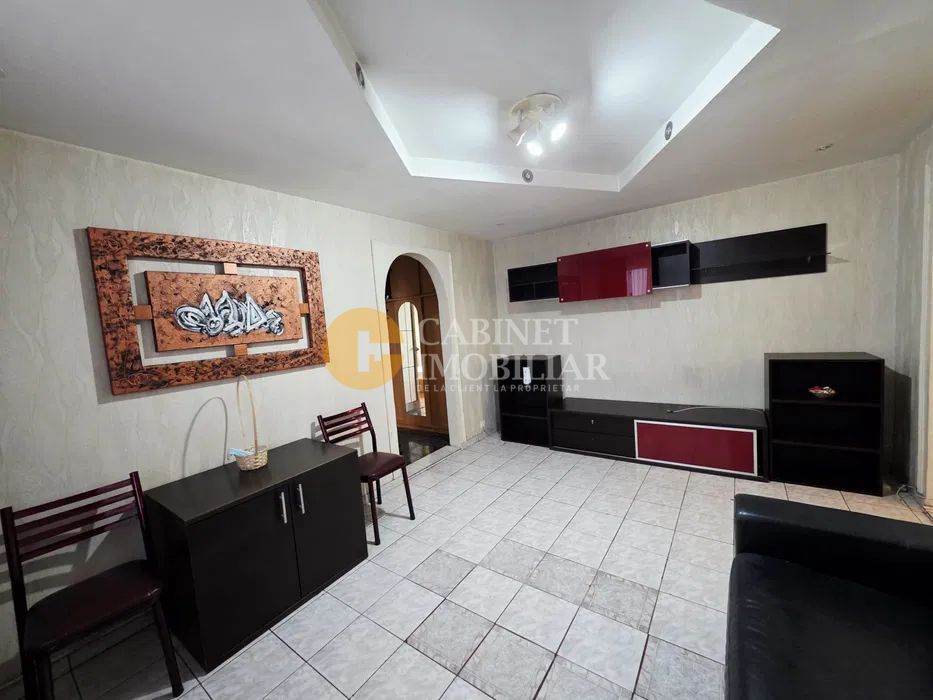 Apartament 2 camere Podu Roș 68mp - Poză 1
