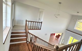 Vânzare casă 5 camere nouă elegantă și spațioasă în Hărman - Poză 17