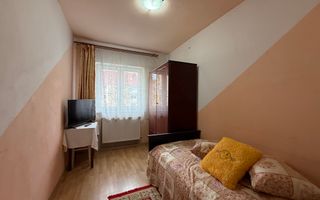 Apartament 3 camere | Balcon | Pivnita | Vasile Aaron - Poză 1