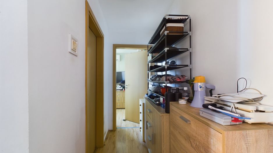 Apartament cu 3 camere, etaj intermediar, zona Spitalului Judetean - Poză 4