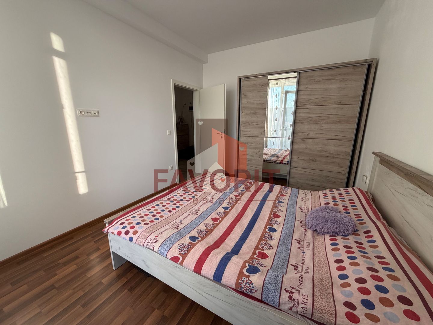 Mobilat si utilat. Zona Decathlon. Loc de parcare - Poză 7