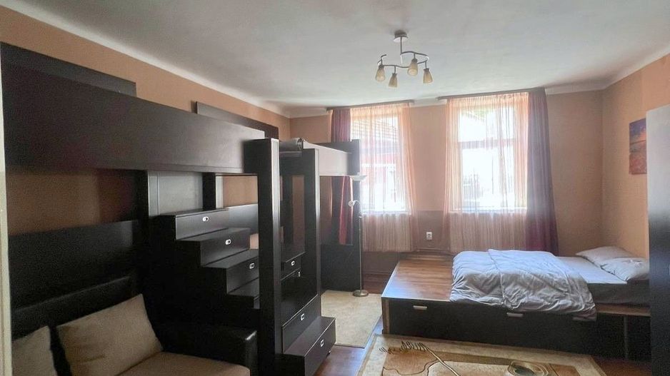 Casă 5 camere + teren 212 mp - Centrul Brasovului - 5173 - Poză 1