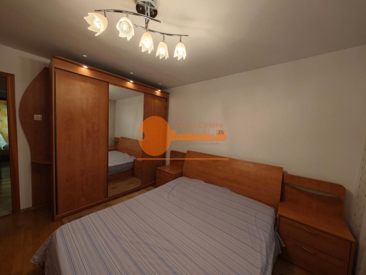 Apartament cu 3 camere in zona Teatrul Masca - Poză 10