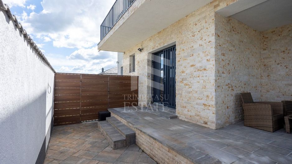Sanpetru ,Subcetate-Casa 4 camere,3 bai+480 mp teren - Poză 17