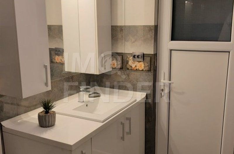 Vanzare apartament 3 camere GARAJ zona BMW - Poză 7