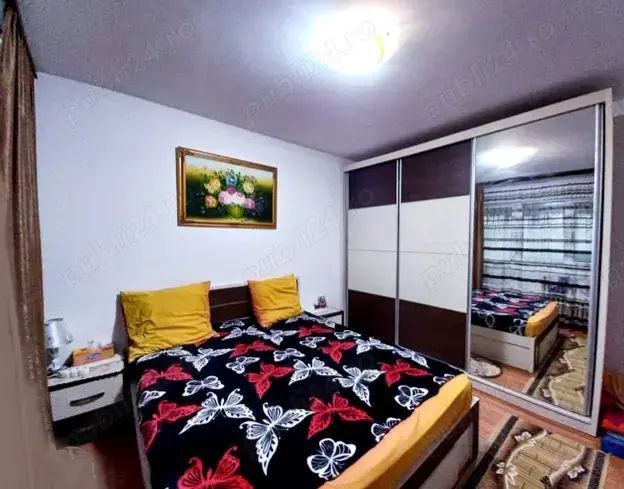 De vanzare apartament 4 camere stradal, zona Alexandriei-Antiaeriana - Poză 4