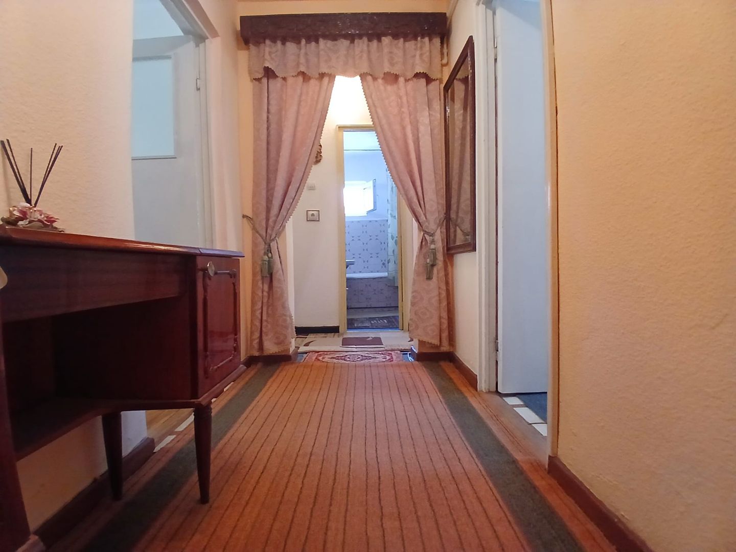 Decomandat! Vânzare apartament cu 3 in Targoviste- m11! - Poză 8