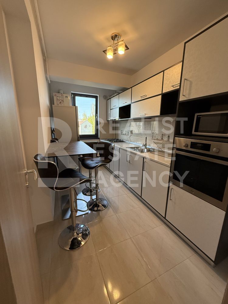 Vânzare, apartament 2 camere, zona Lujerului - Poză 3
