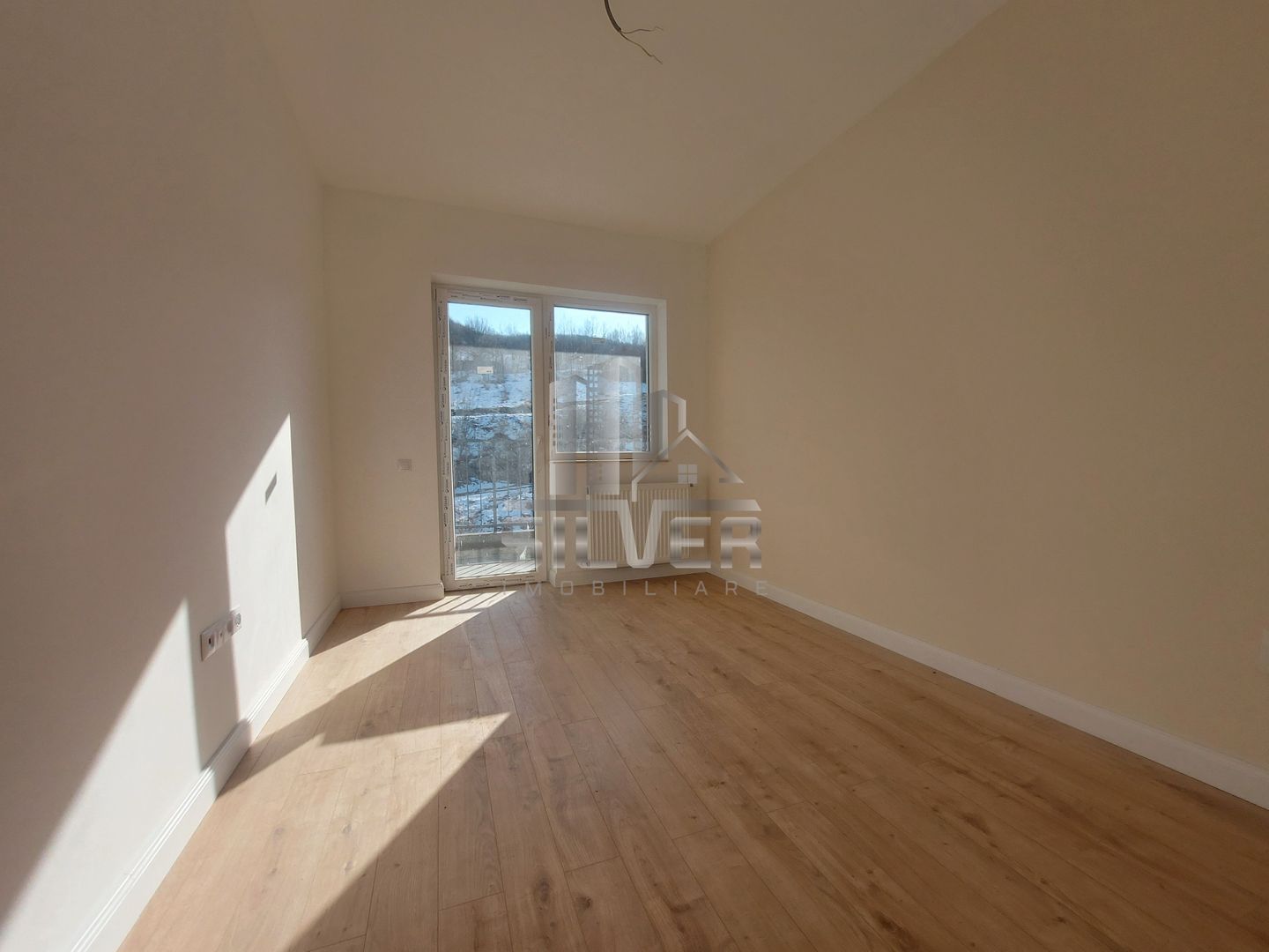 Apartament cu 3 camere finisat modern! - Poză 4