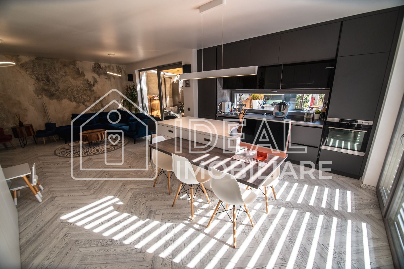 Casa Moderna cu 4 camere si terasa, zona Pictor Brana, Selimbar - Poză 5